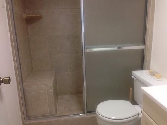 5th image of 46 Boundary Blvd APT 8
