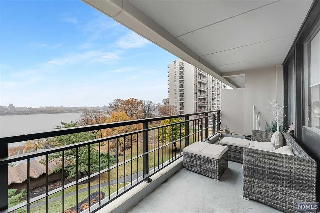 2 Horizon Rd APT 625 photo 1