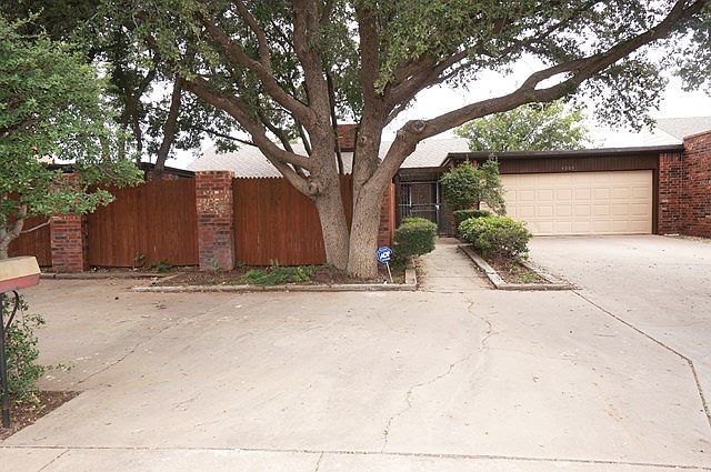 1st image of 4005 Lakeside Dr