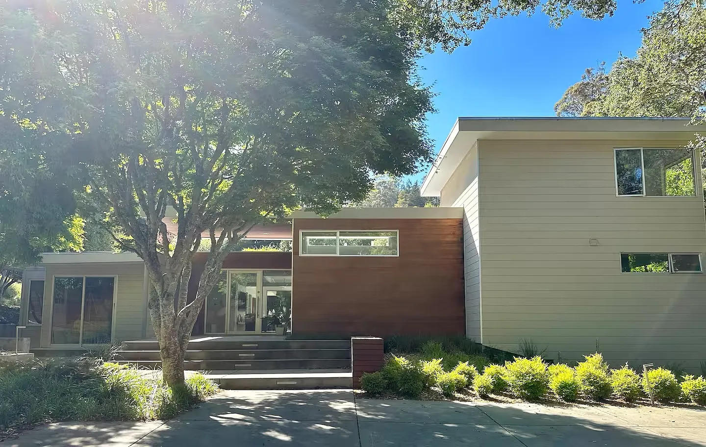 508 Laverne Ave — Photo 1