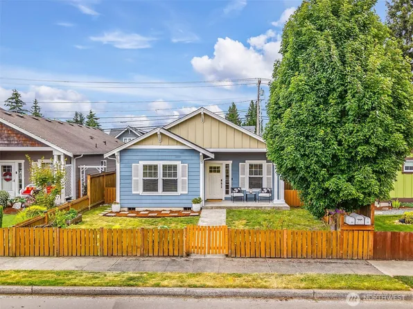 312 N French Avenue, Arlington, WA 98223