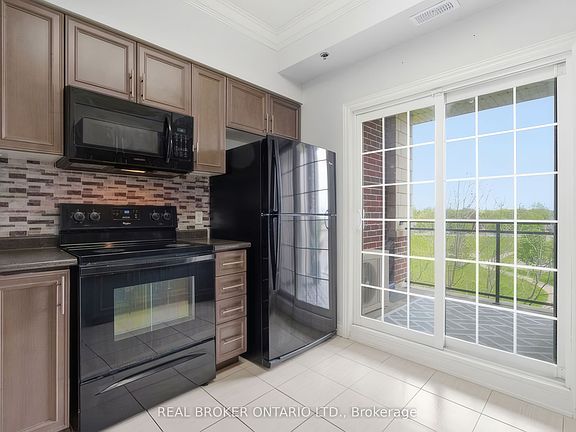 5th image of 1440 Gordon St Unit 414