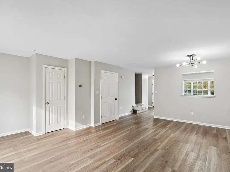 4935 Wall Flower Way — Photo 9