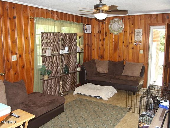 4th image of 213 E Swanzy Street