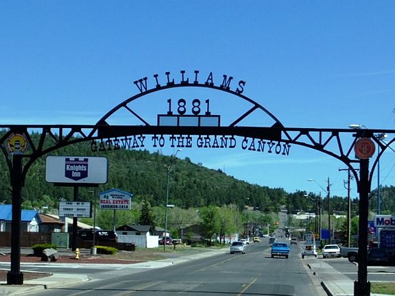 Gateway to the Grand Canyon 