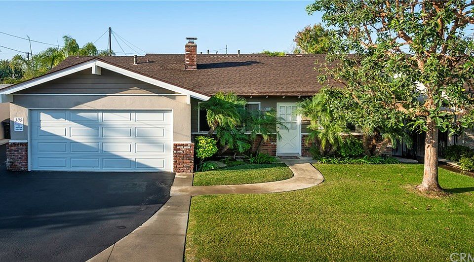1st image of 375 Woodland Pl