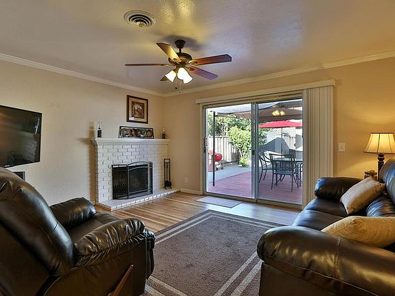 4th image of 834 Orkney Ave