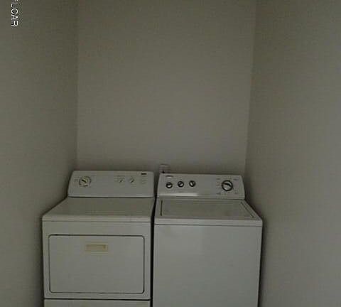 3rd image of 144 Carlisle St