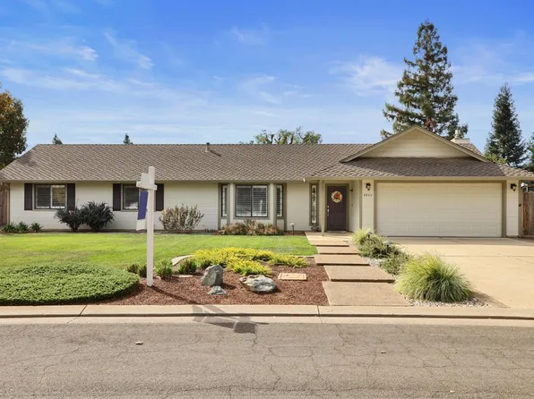 4945 N Granada Ln, Linden, CA 95236