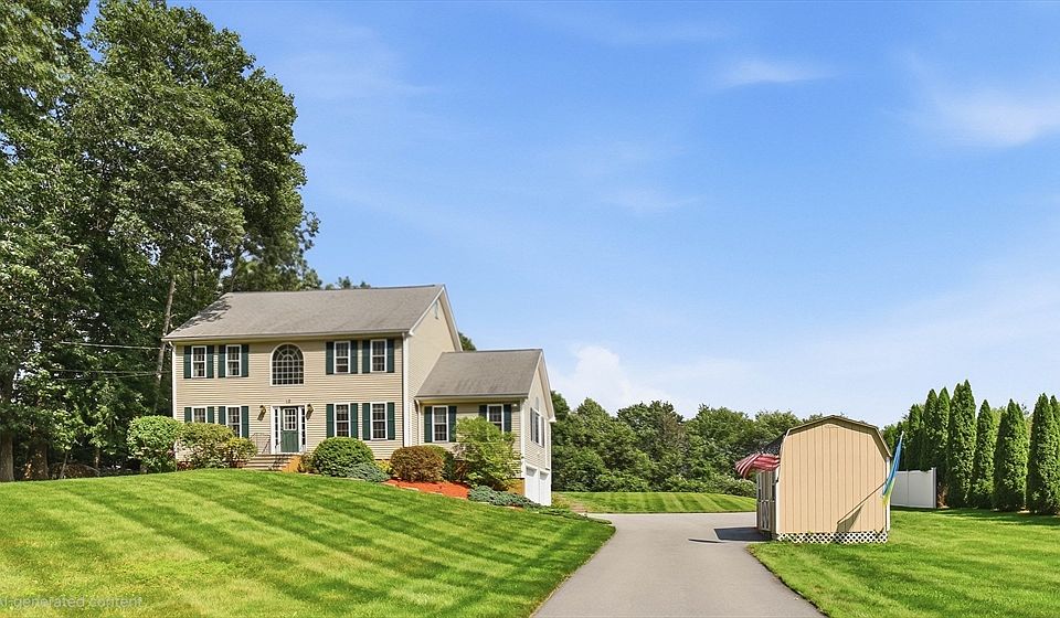 1st image of 10 Roberts Rd
