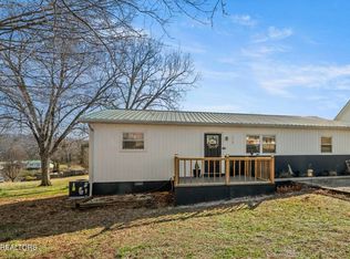 112 Chapel Ave, Sweetwater, TN 37874