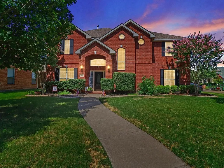 9669 Plains Cir — Photo 1