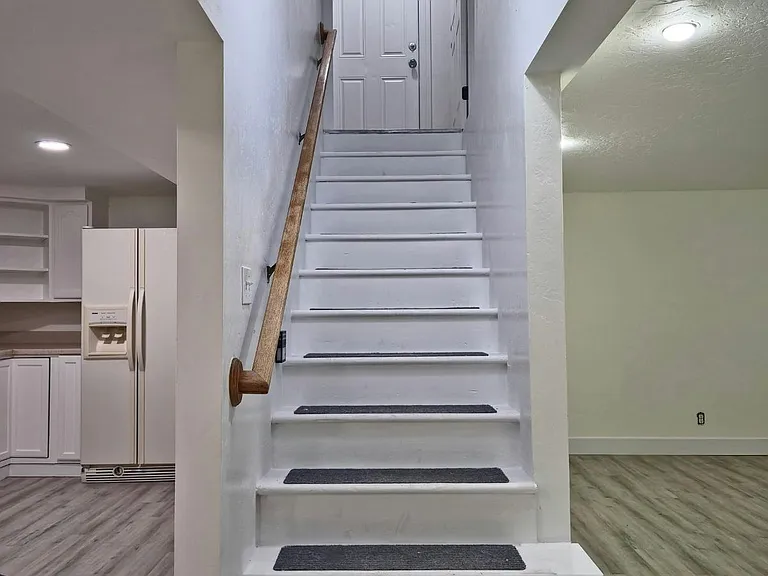 3723 W Kewanee Dr — Photo 4