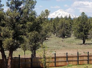 12322 SW Lords Pl, Crooked River Ranch, OR 97760