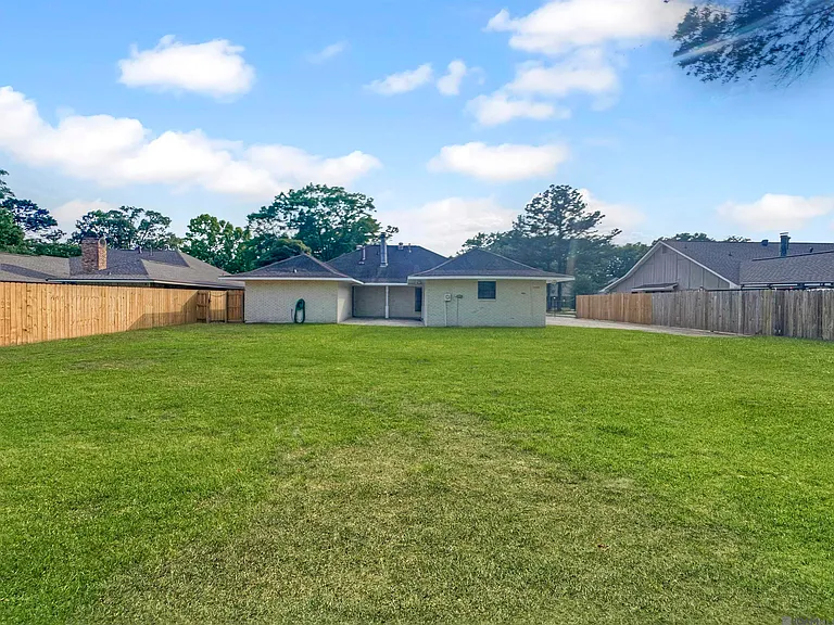 4941 Pine Hill Dr — Photo 22