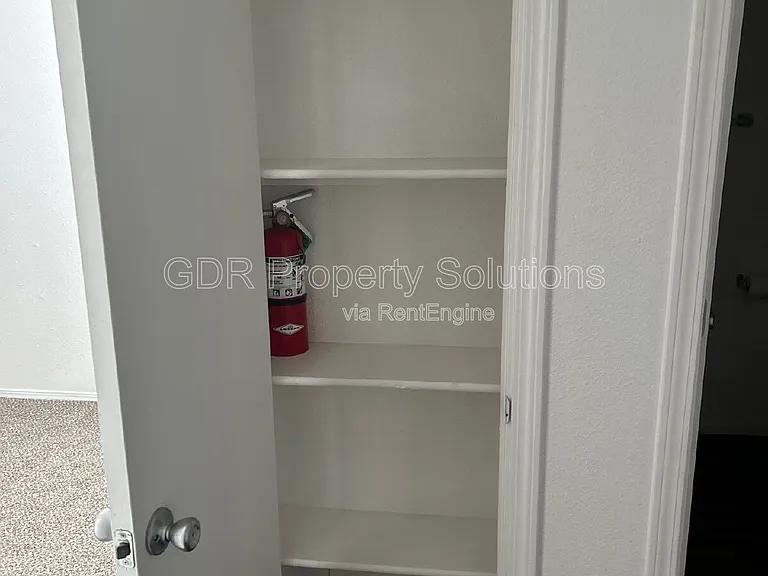1116 Coal Ave SW #12 — Photo 12