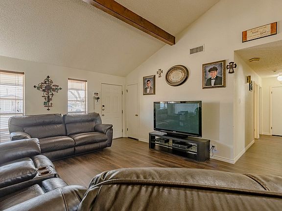 5th image of 8611 Dublin Ave