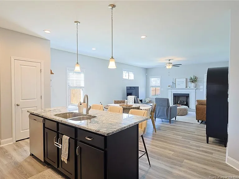 137 Wright Woods Ln — Photo 11