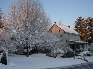90 Yoe Dr, Red Lion, PA 17356