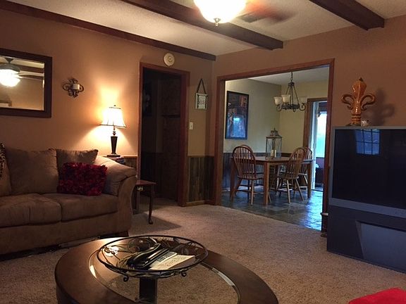 2nd image of 1503 Shelia Dr