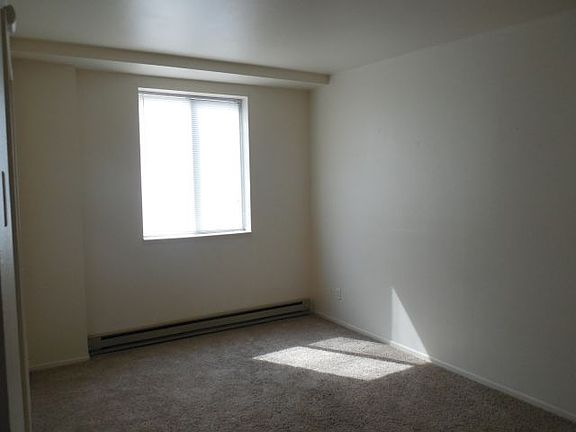 3rd image of 13 N 32nd St APT 4