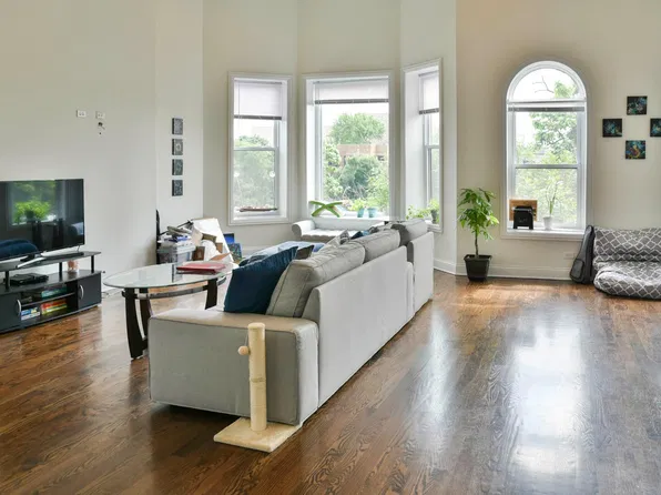1856 N Humboldt Blvd #3N, Chicago, IL 60647