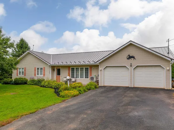 70 E Suffolk Road Ext, Suffolk, PE C1C 0G6