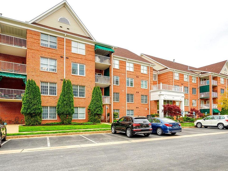 1st image of 620 Straffan Dr Unit 305