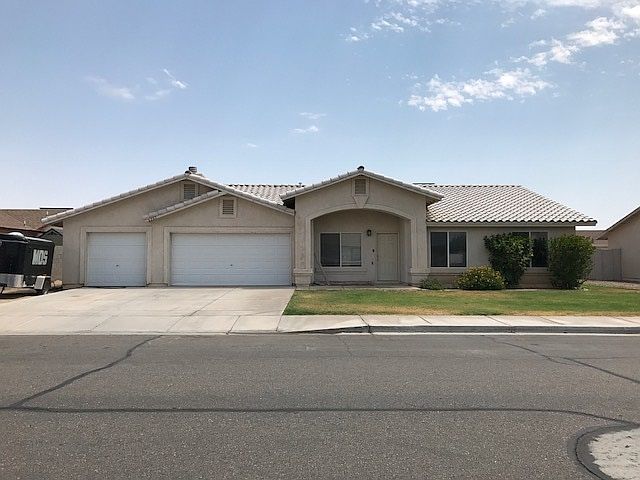 1st image of 6243 E 42nd Ln