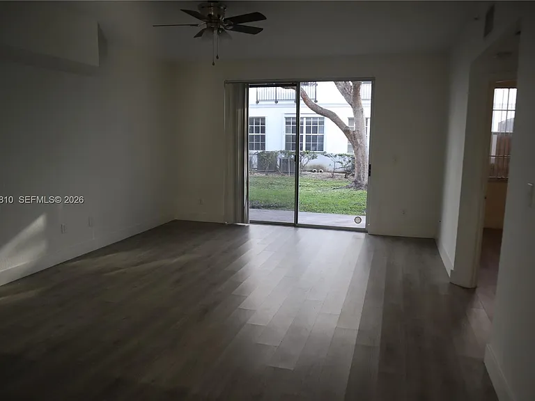721 SW 148th Ave #305 — Photo 6