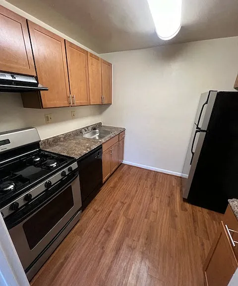 Summit Hills — Photo 172