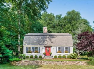 91 Stonepost Rd, Glastonbury, CT 06033