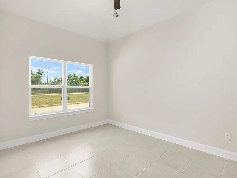 405 Park Cir — Photo 33