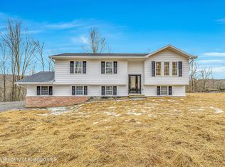 460 Newcomb Rd, Factoryville, PA 18419