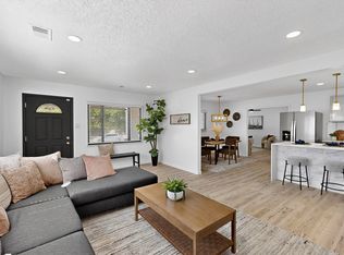 1820 Lester Dr NE, Albuquerque, NM 87112