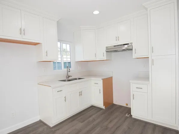 1231 E 53rd St #A, Long Beach, CA 90805