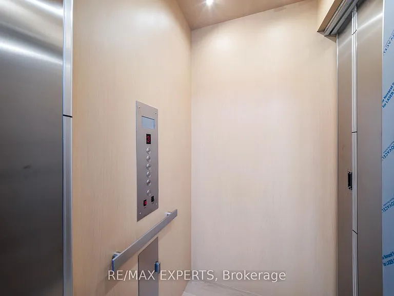 88 Moray Ave — Photo 45