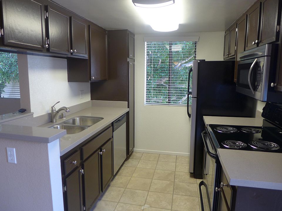 1st image of 4629 Utah St #8