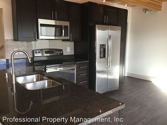 4th image of 812 Toole Ave Unit 305