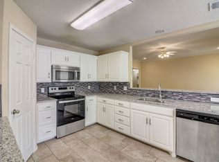 631 Ridgehill Dr, Burleson, TX 76028