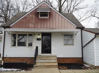 529 E 288th St, Willowick, OH 44095