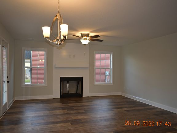 2nd image of 105 Chestnut Hl Lot 105