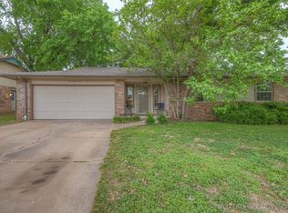 505 S 24th St, Broken Arrow, OK 74014