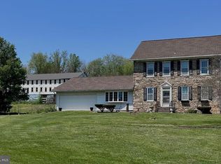107 Jalappa Rd, Hamburg, PA 19526