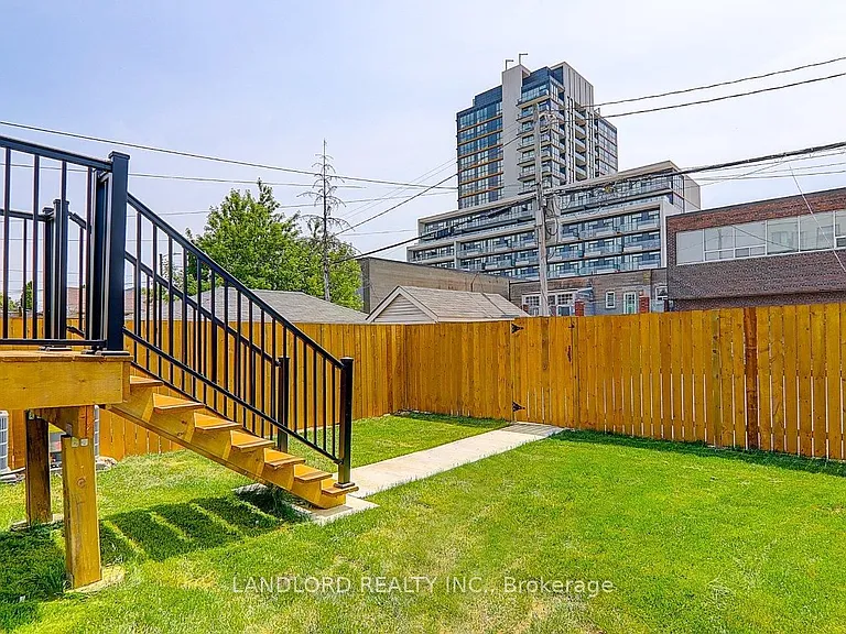 115 Livingstone Ave #UPPER — Photo 7