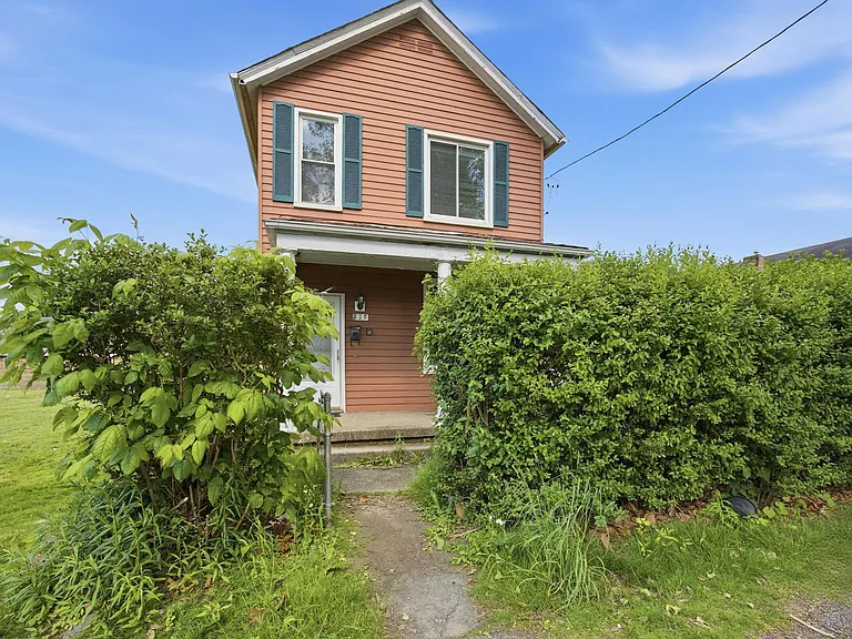 827 Hinnerman St — Photo 19