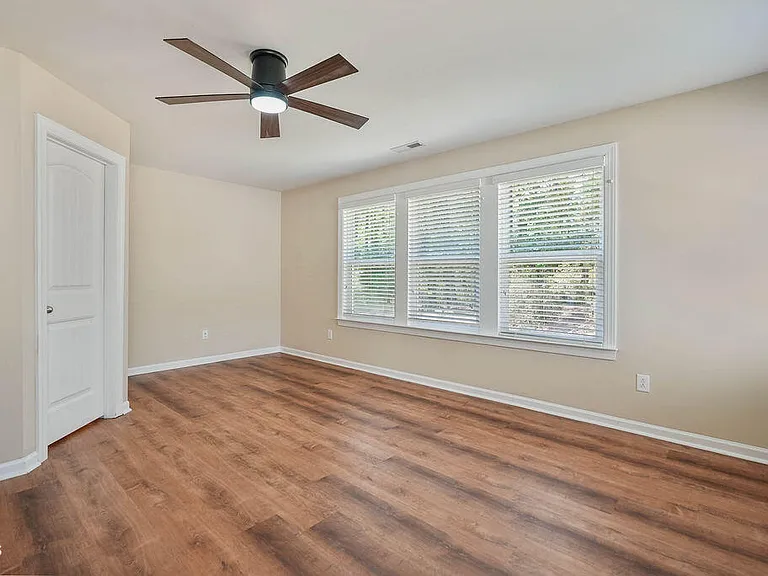 2120 Junewood Ln — Photo 27