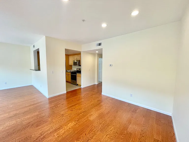 171 Stoneridge Ln — Photo 8