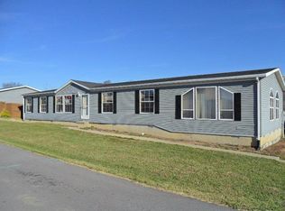 22 Sam St, Carrollton, KY 41008