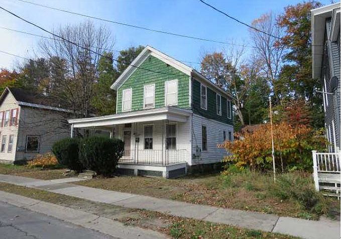 1st image of 129 N Main St